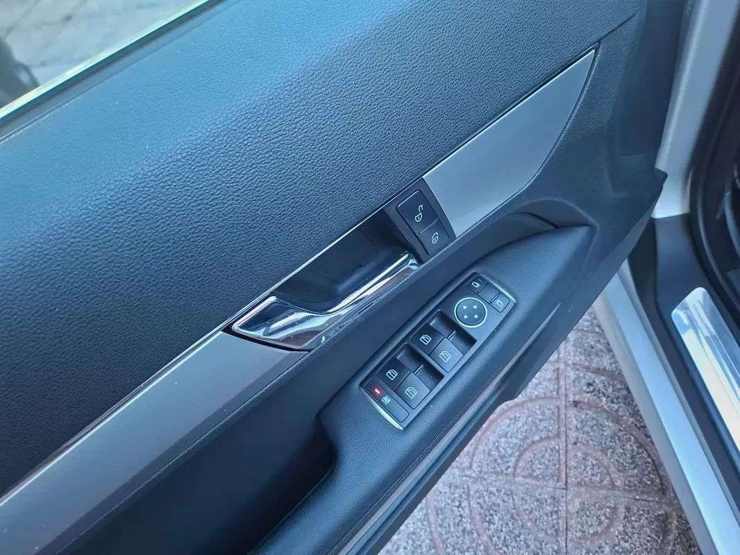 mercedes-benz-classe-e-2011-diesel-2143cc