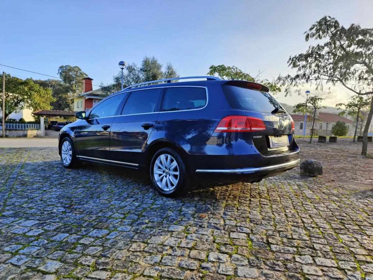 volkswagen-passat-variant-2011-diesel-1968cc