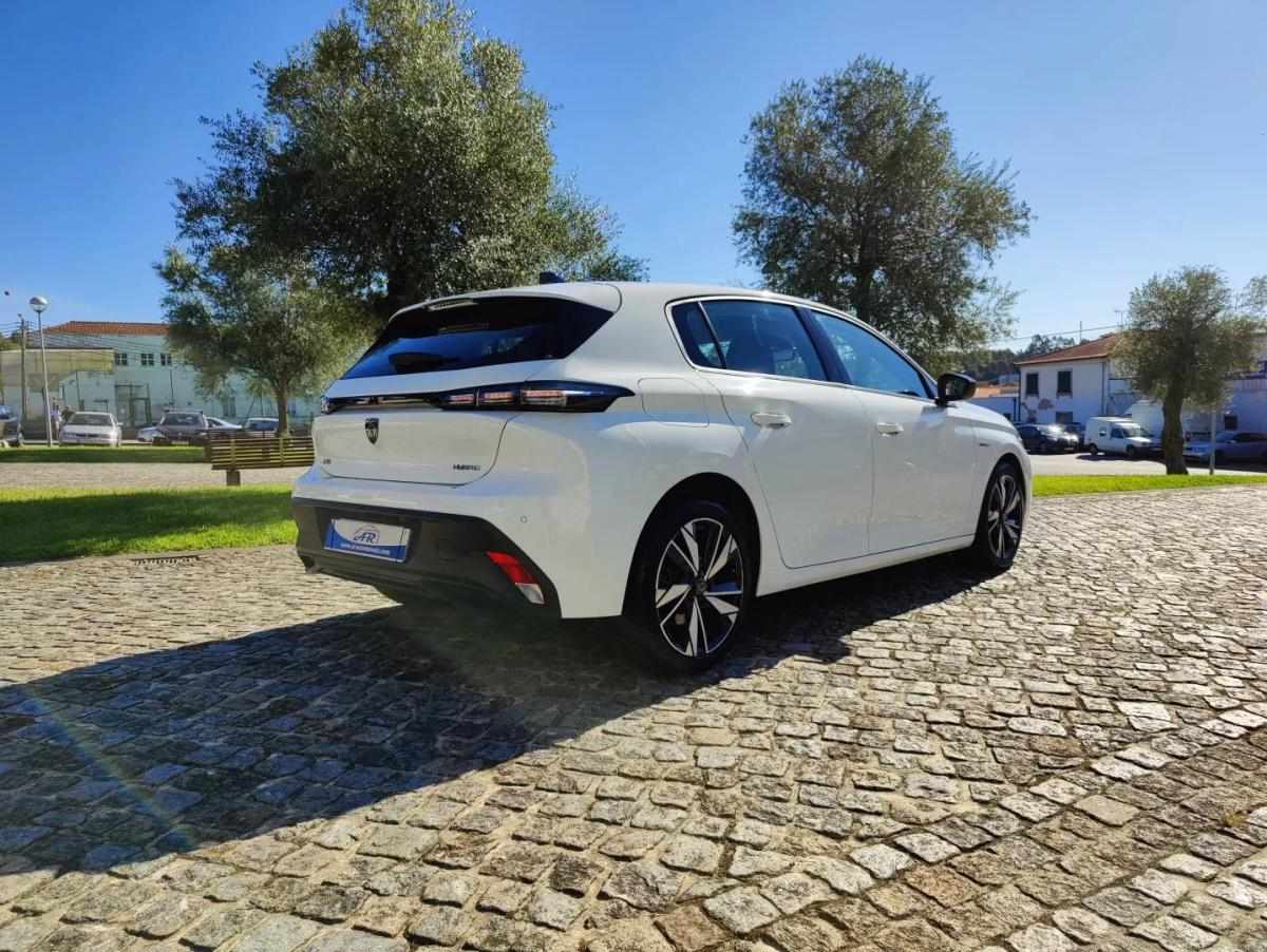 peugeot-308-2023-hibrido-1598cc