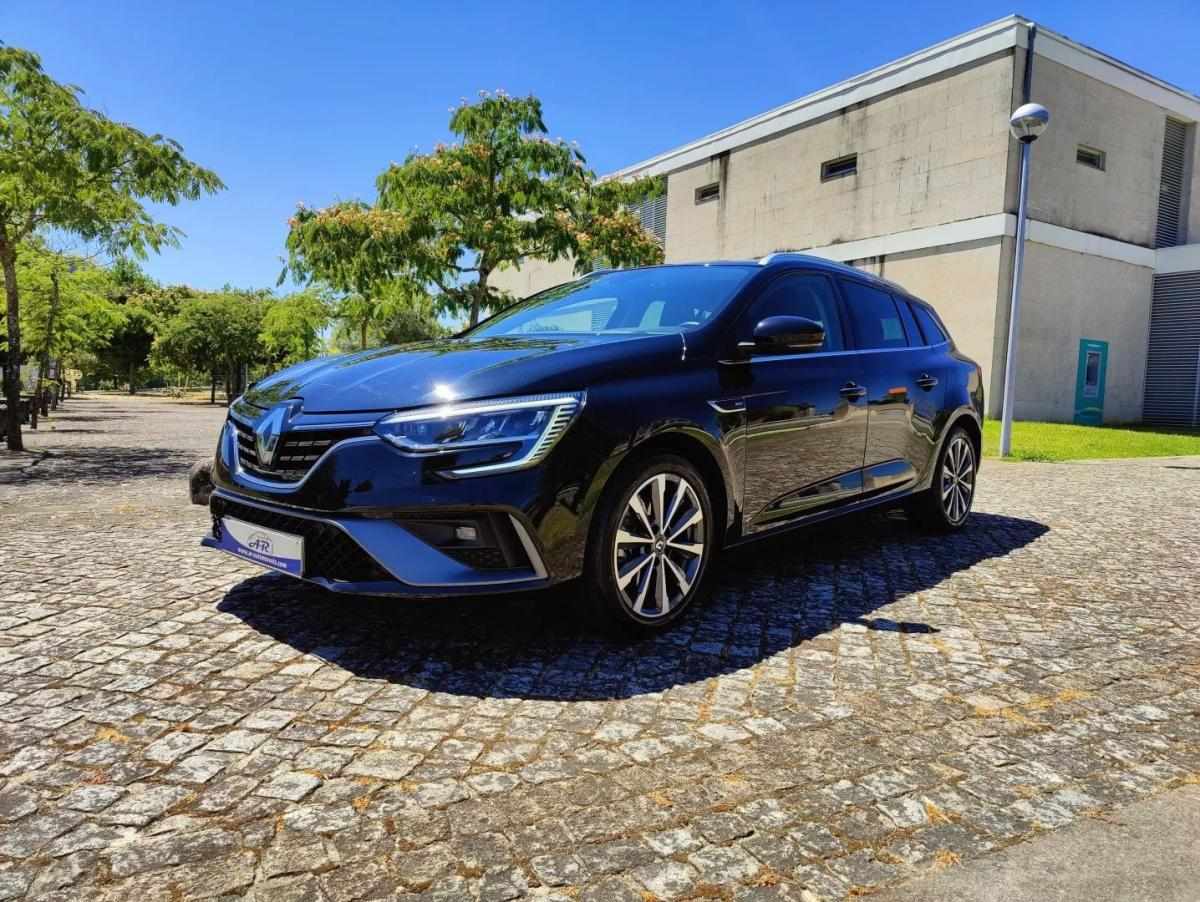 renault-megane-sport-tourer-2023-hibrido-a-gasolina-1598cc