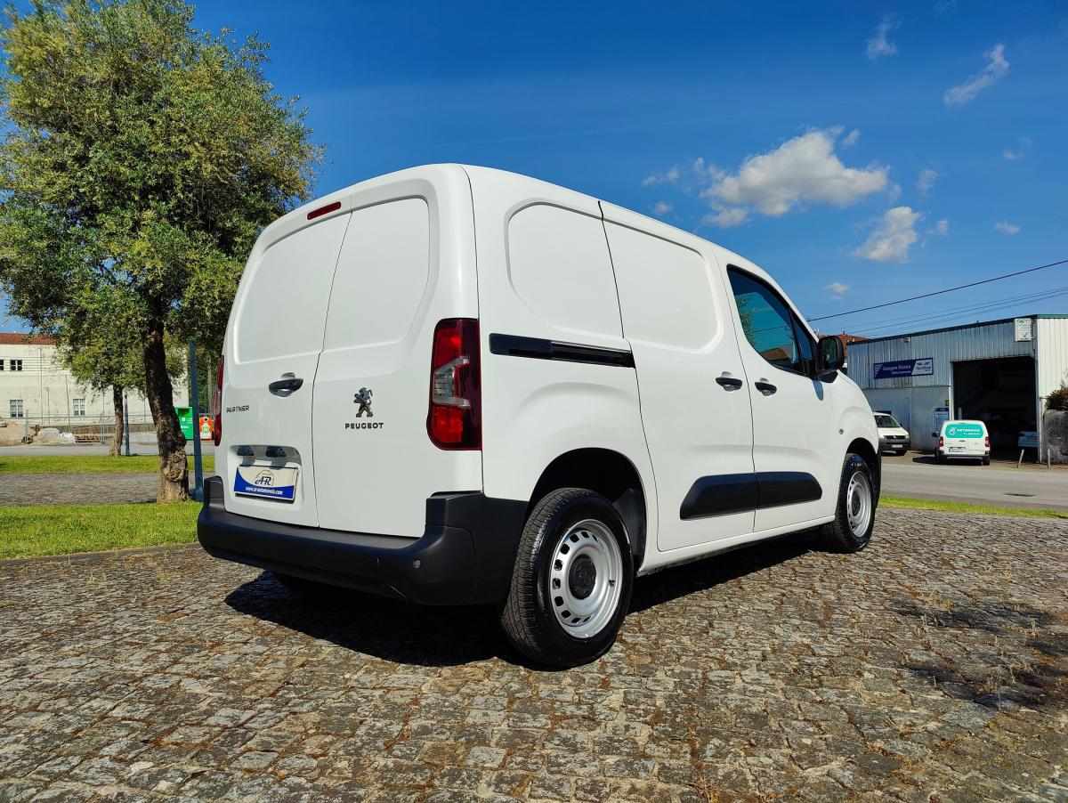 peugeot-partner-2021-diesel-1499cc