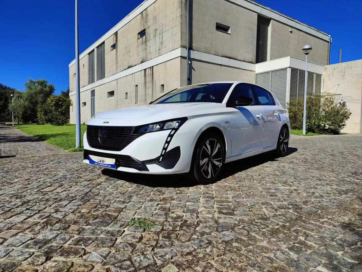 peugeot-308-2023-hibrido-1598cc
