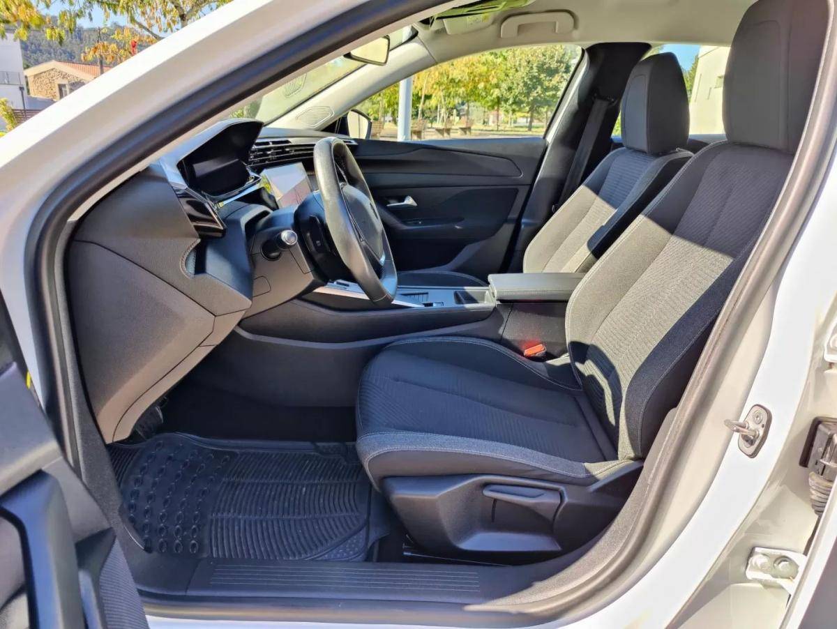 peugeot-308-2023-hibrido-1598cc