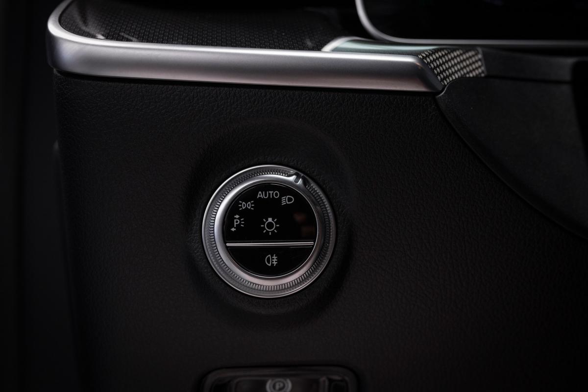 mercedes-benz-classe-c-2022-hibrido-a-gasolina-1999cc