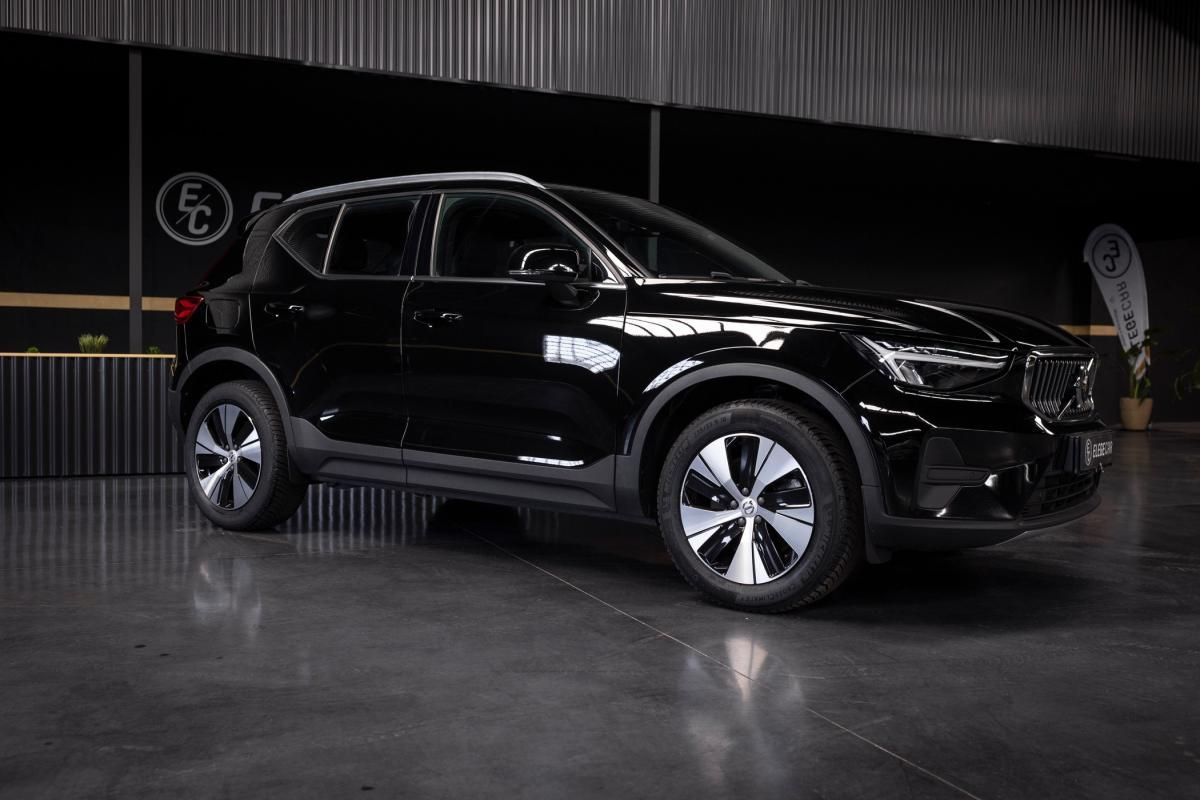 volvo-xc40-2022-hibrido-a-gasolina-1477cc