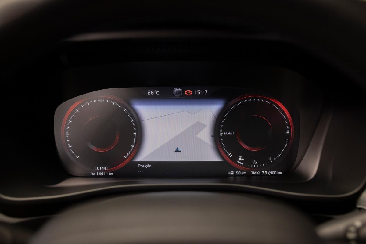 volvo-xc40-2022-hibrido-a-gasolina-1477cc