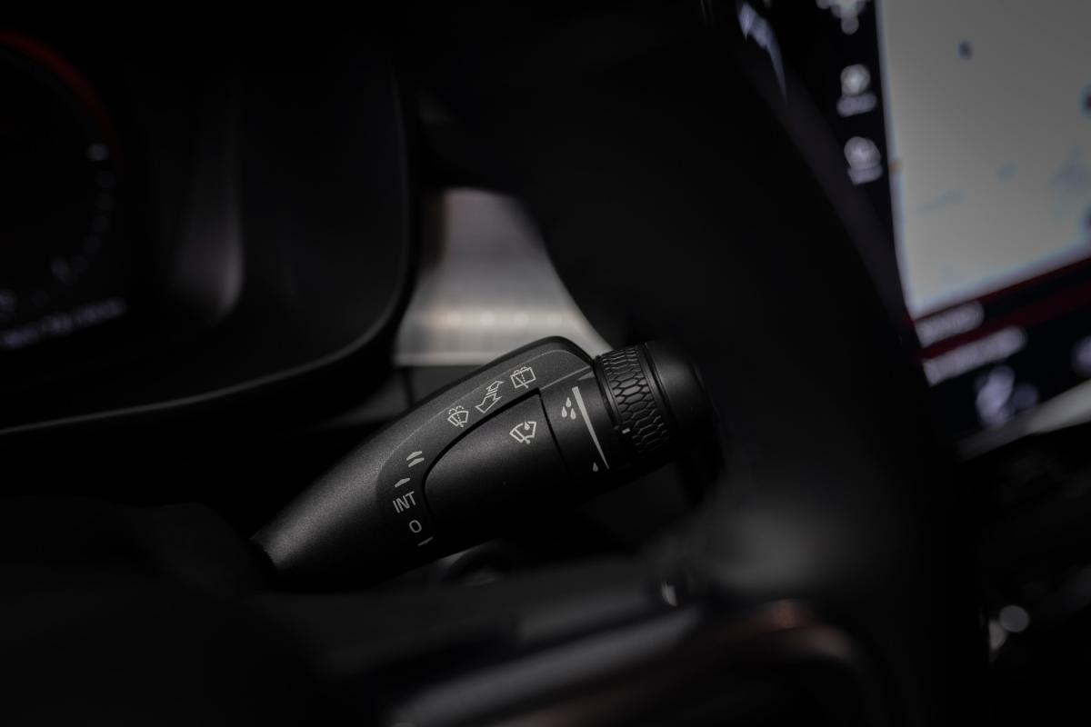 volvo-xc40-2022-hibrido-a-gasolina-1477cc