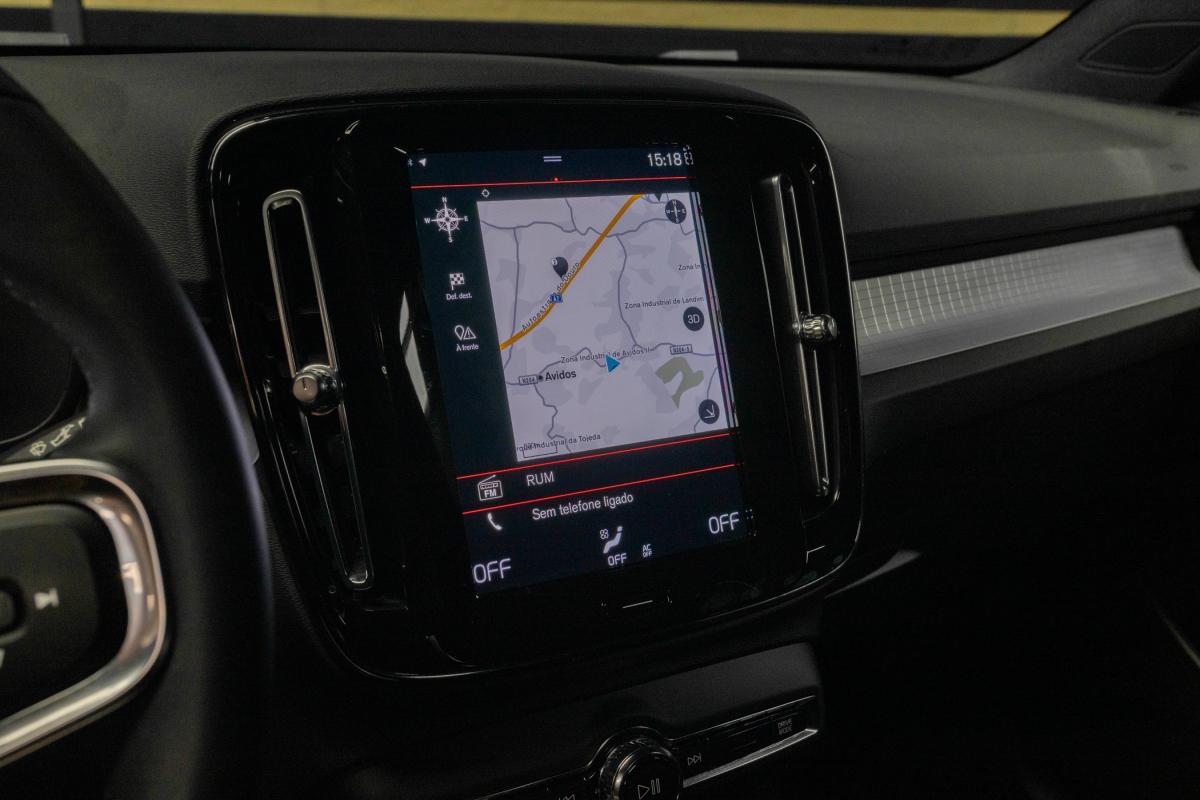 volvo-xc40-2022-hibrido-a-gasolina-1477cc
