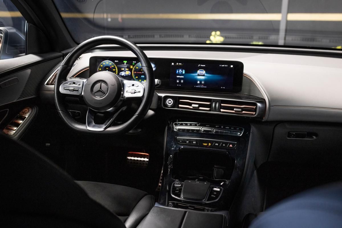 mercedes-benz-eqc-2022-eletrico-500cc