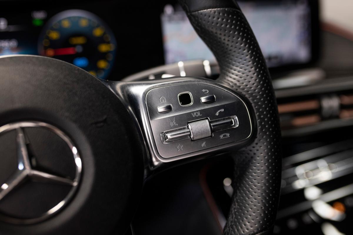 mercedes-benz-eqc-2022-eletrico-500cc