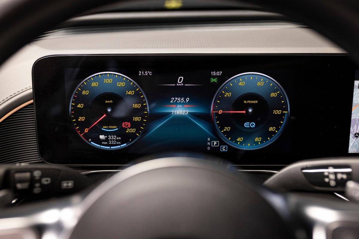 mercedes-benz-eqc-2022-eletrico-500cc