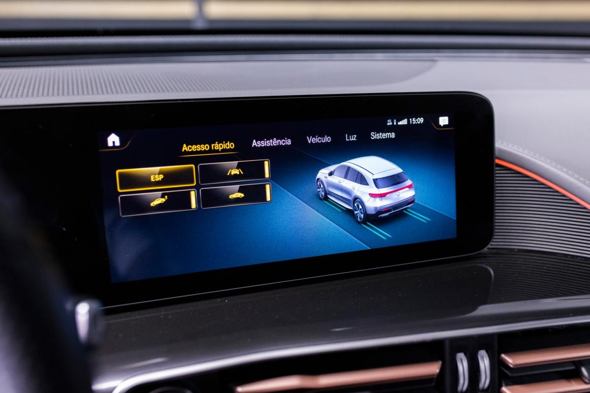 mercedes-benz-eqc-2022-eletrico-500cc