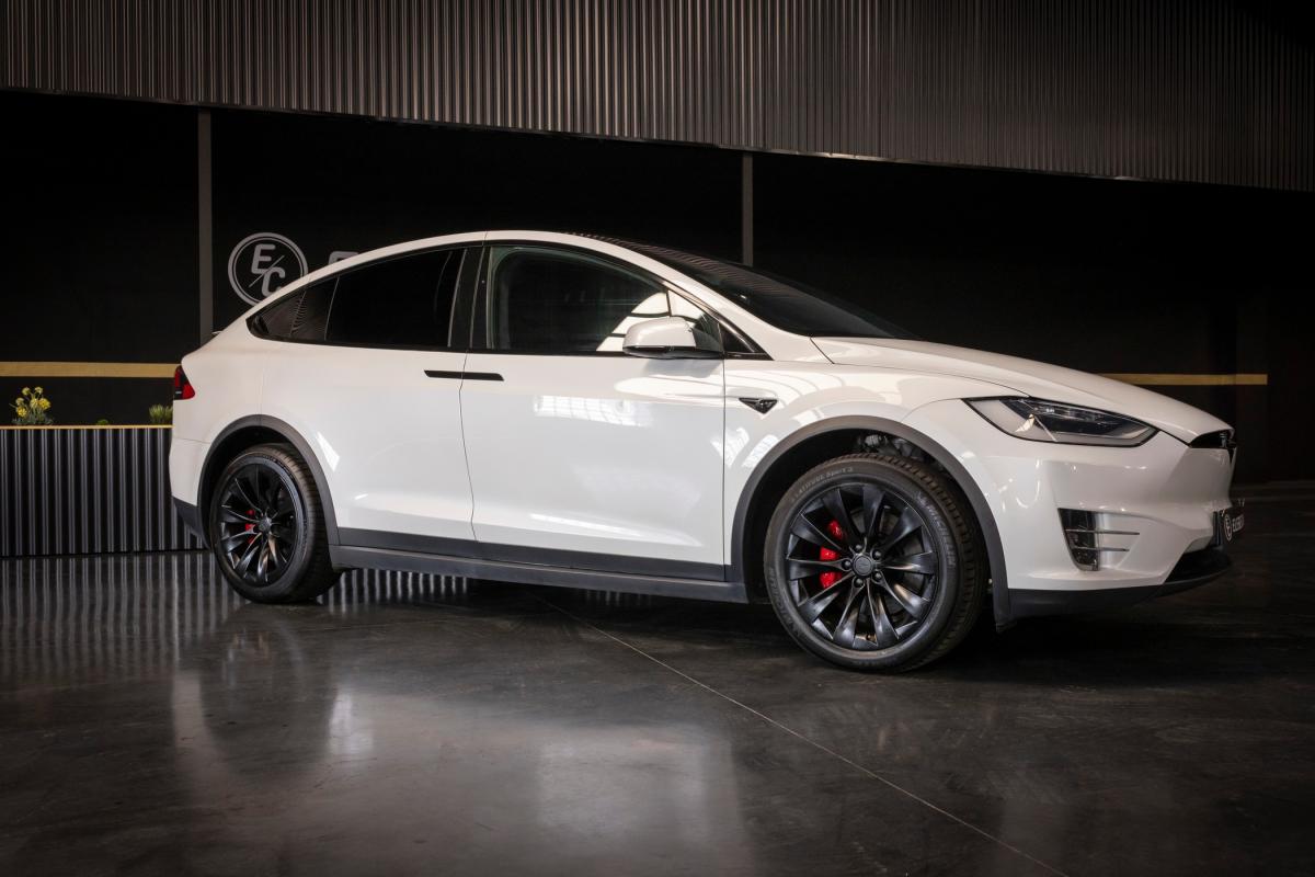 tesla-model-x-2020-eletrico-500cc