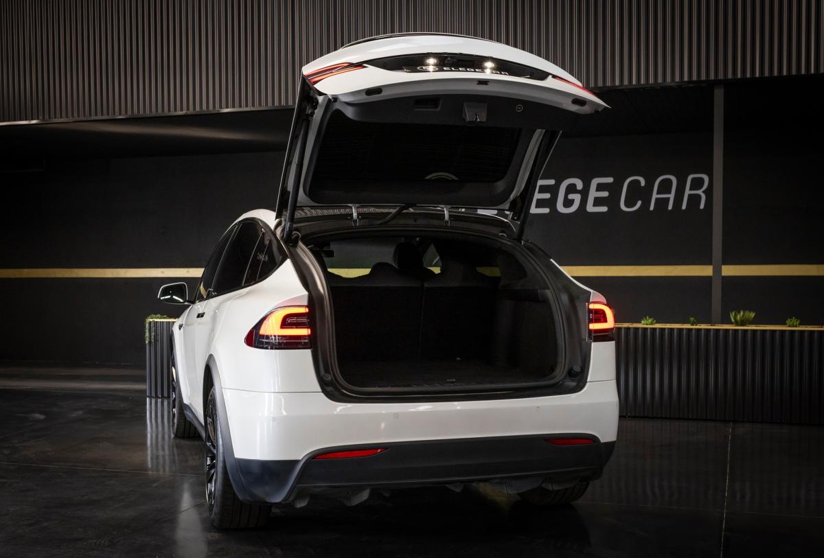 tesla-model-x-2020-eletrico-500cc