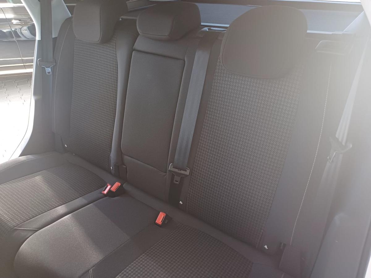 peugeot-308-sw-2019-diesel-1499cc