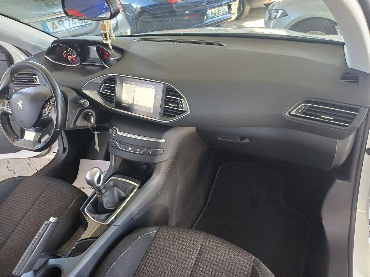 peugeot-308-sw-2019-diesel-1499cc