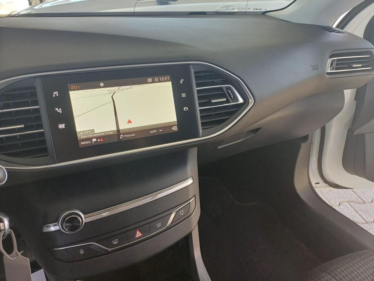 peugeot-308-sw-2019-diesel-1499cc