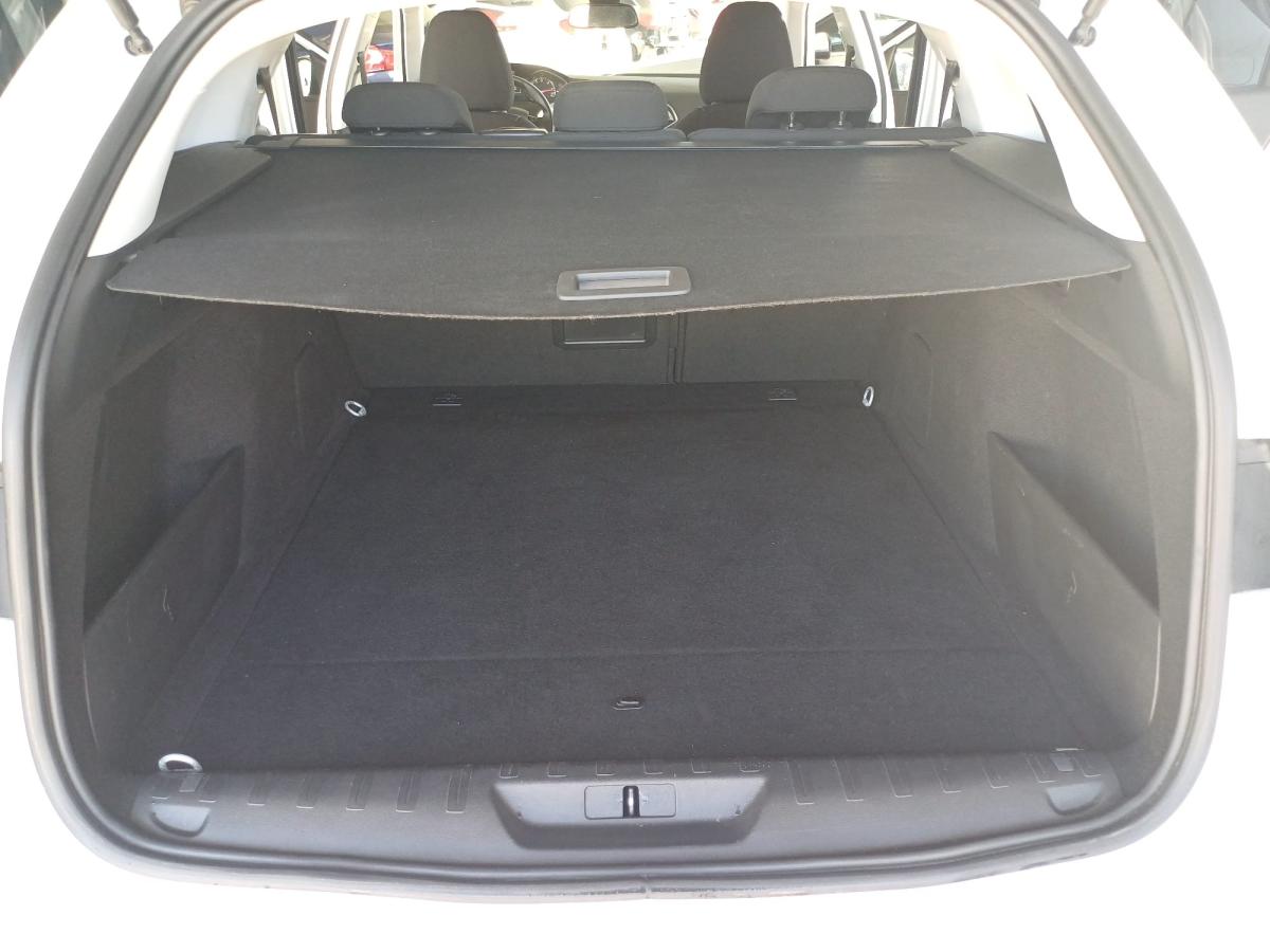 peugeot-308-sw-2019-diesel-1499cc
