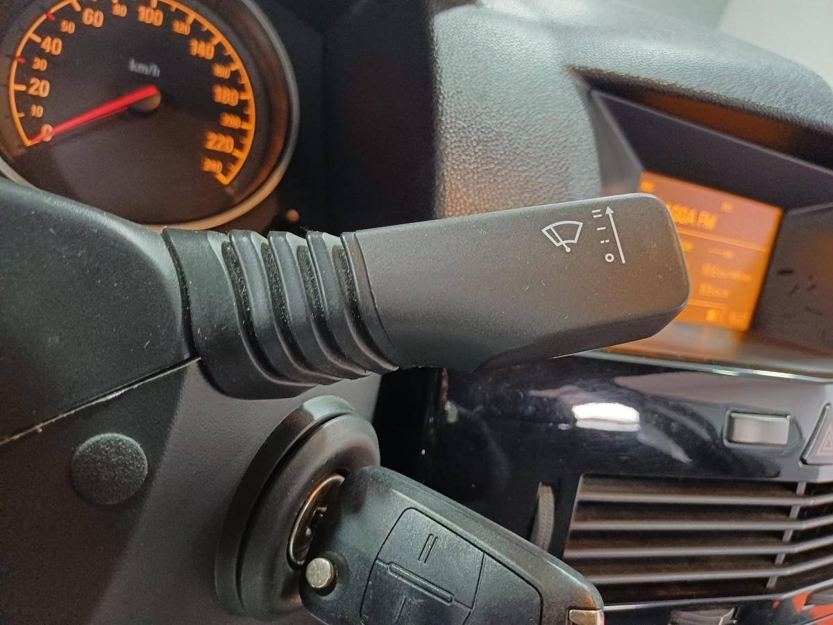 opel-astra-sport-tourer-2009-diesel-1686cc