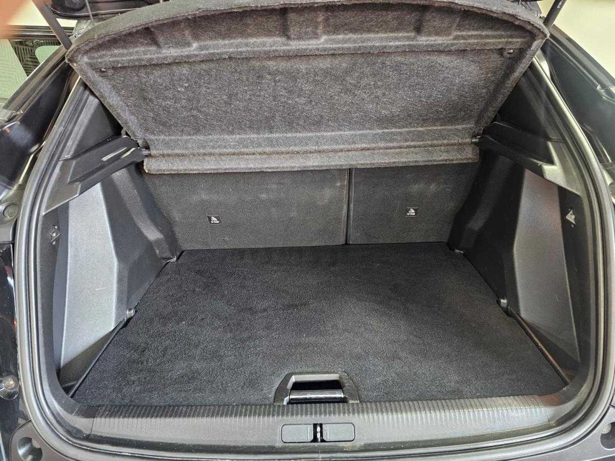peugeot-2008-2021-gasolina-1199cc