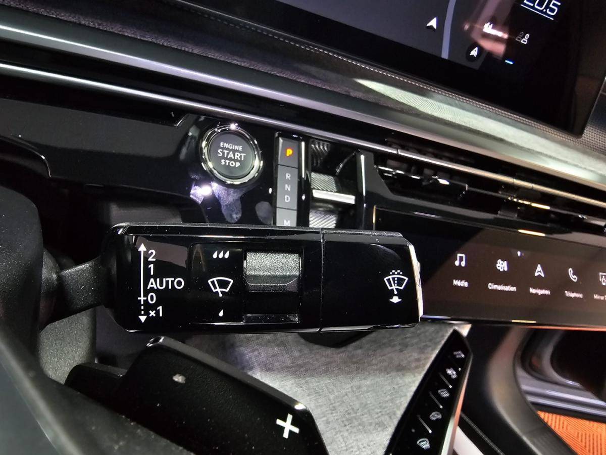 peugeot-3008-2024-hibrido-a-gasolina-1199cc