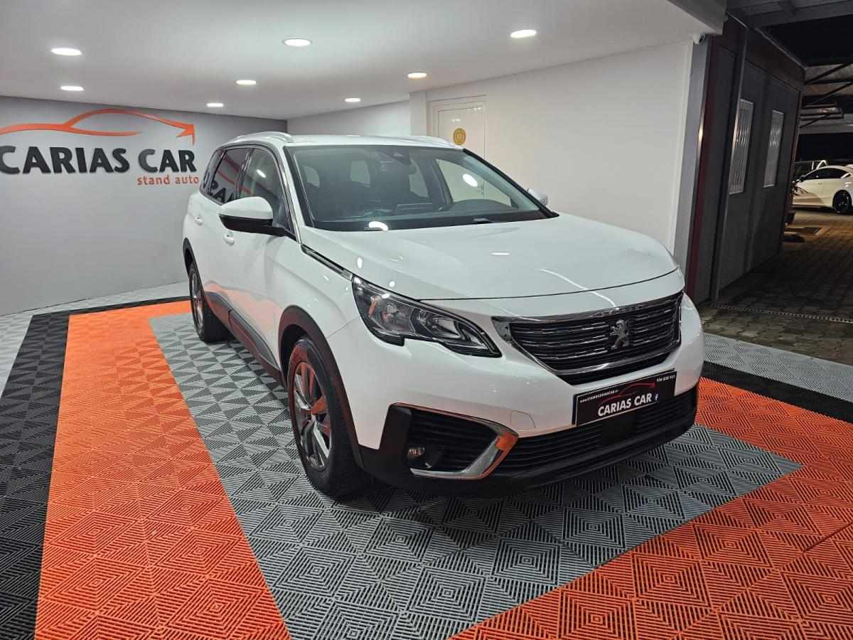 peugeot-5008-2018-diesel-1499cc