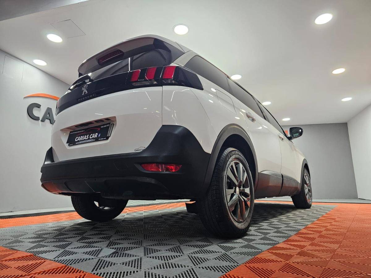 peugeot-5008-2018-diesel-1499cc