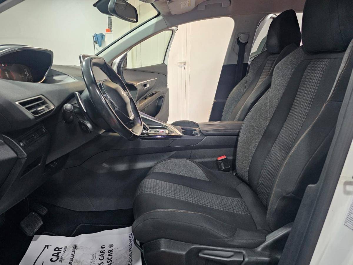 peugeot-5008-2018-diesel-1499cc
