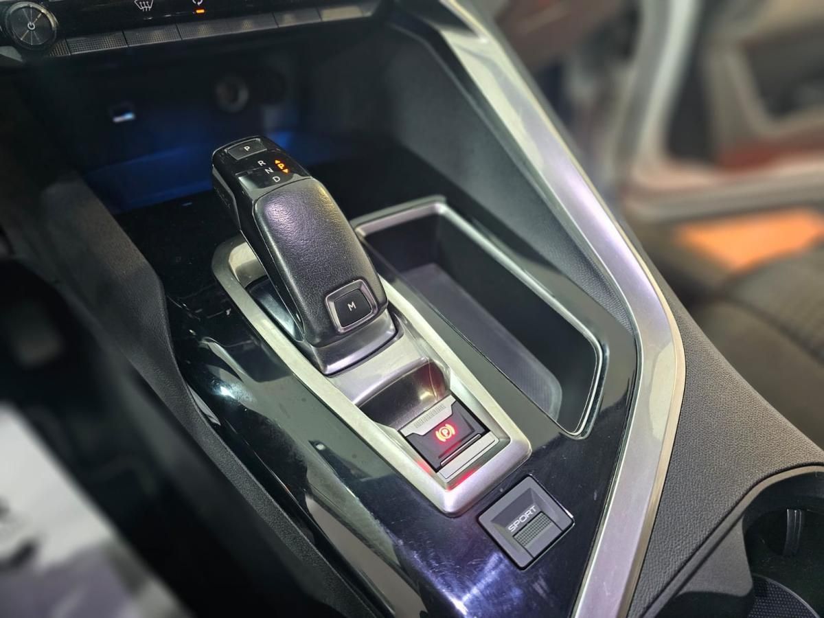 peugeot-5008-2018-diesel-1499cc