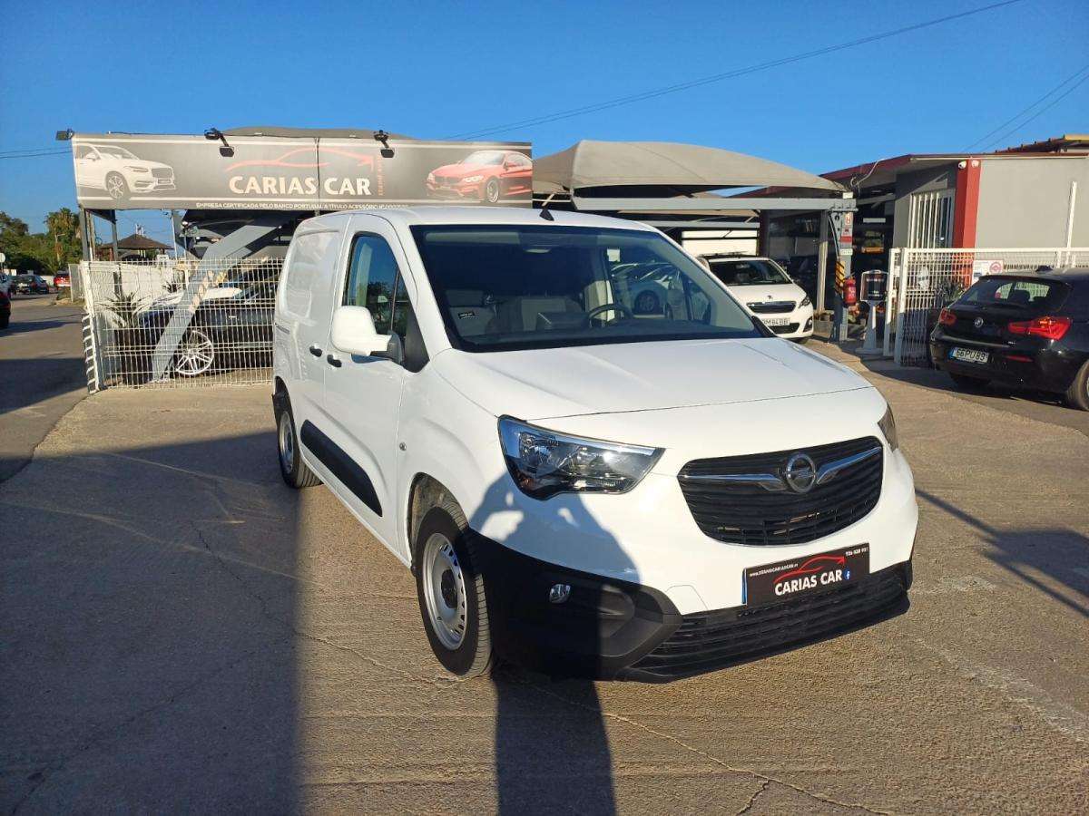 opel-combo-2019-diesel-1598cc