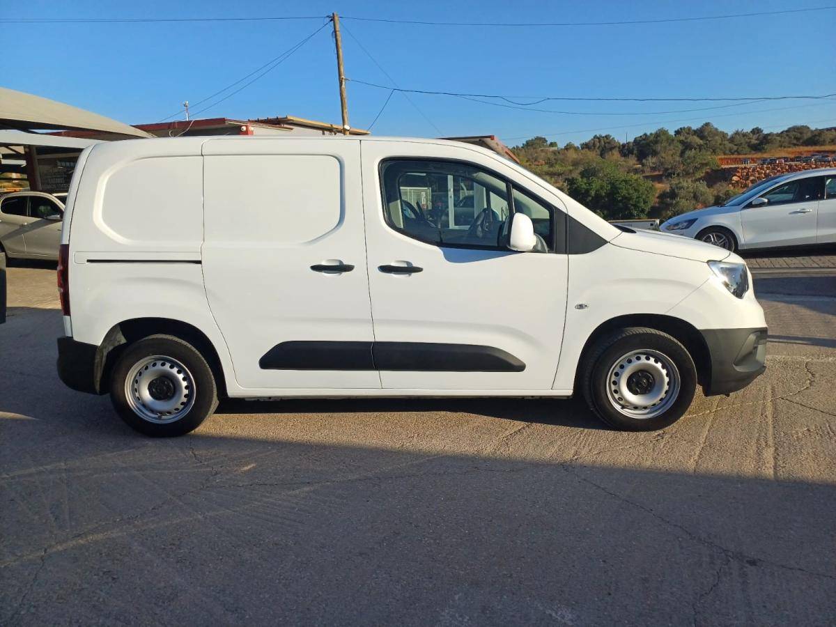 opel-combo-2019-diesel-1598cc