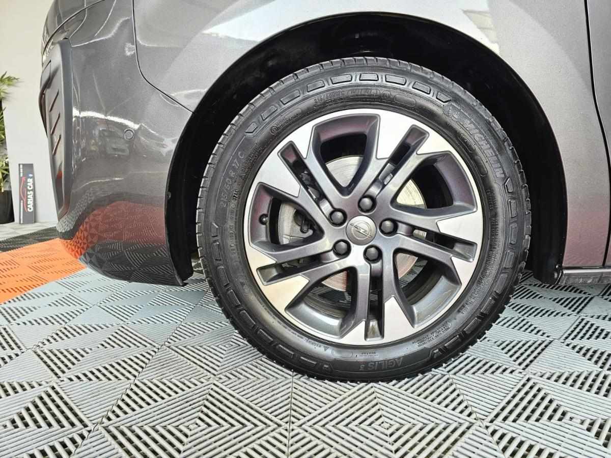 opel-vivaro-2021-diesel-1997cc