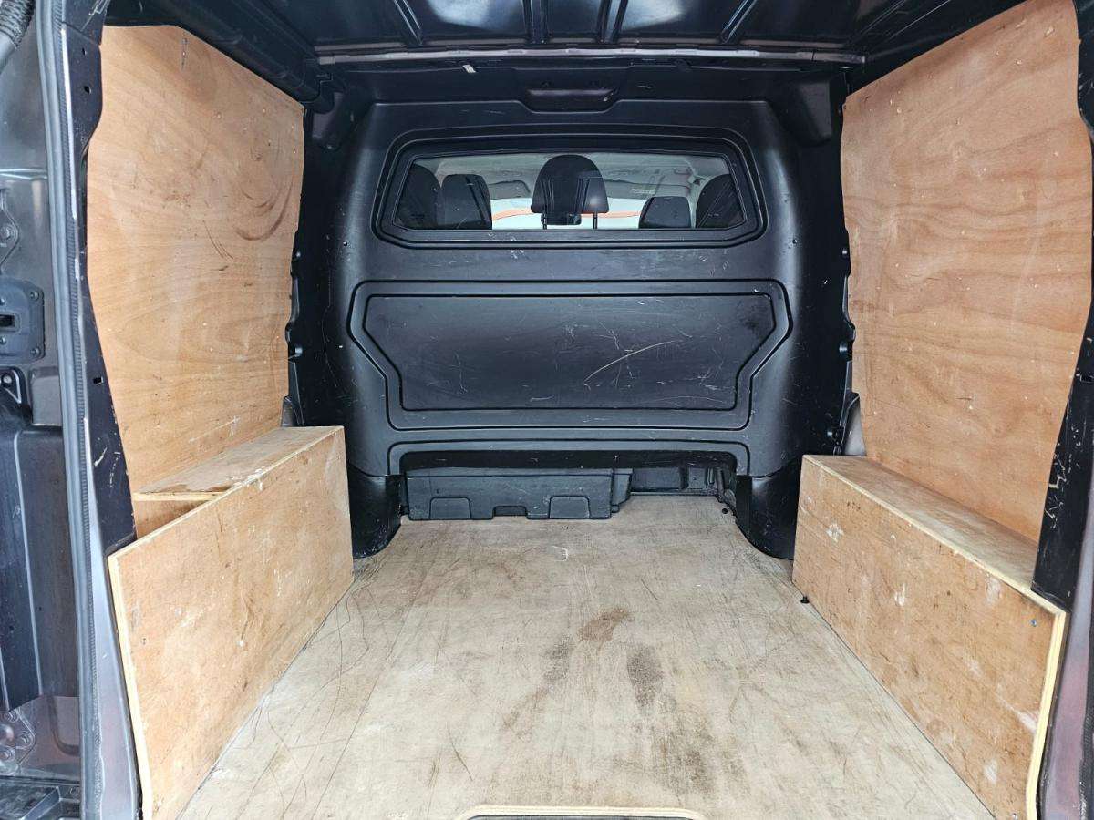 opel-vivaro-2021-diesel-1997cc