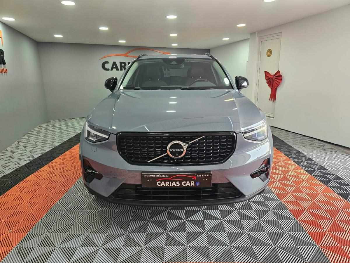 volvo-xc40-2023-hibrido-a-gasolina-1477cc