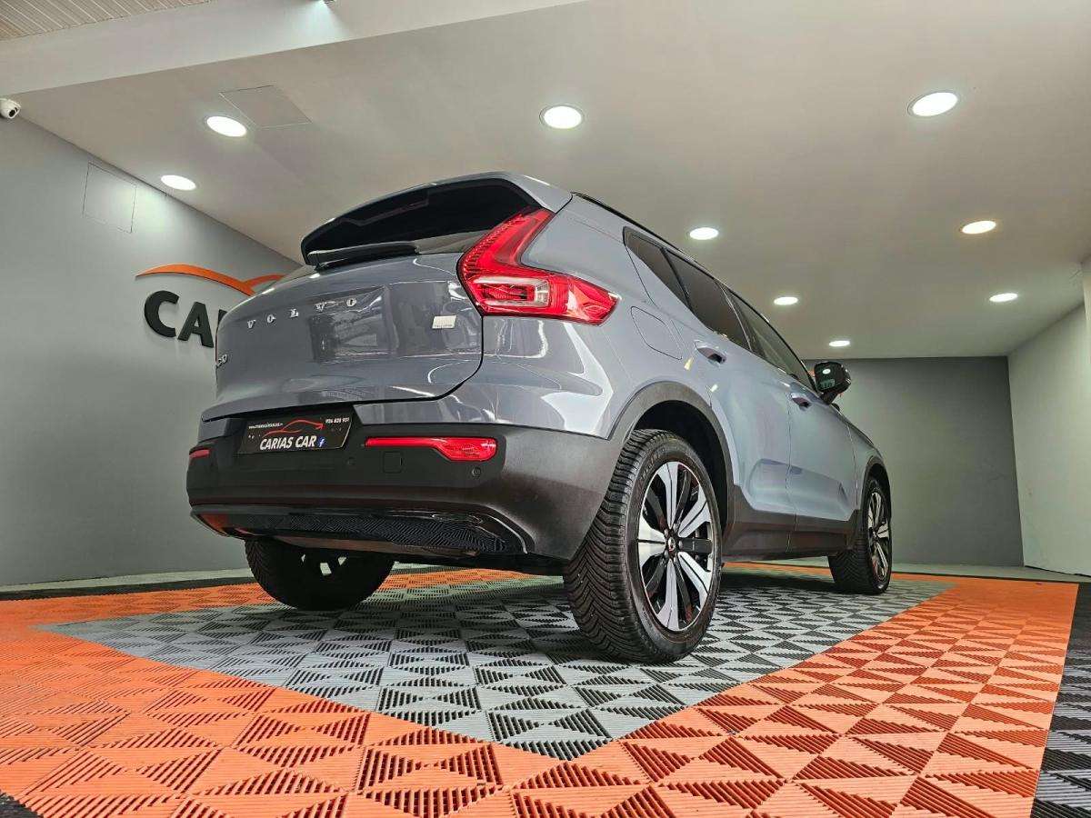 volvo-xc40-2023-hibrido-a-gasolina-1477cc