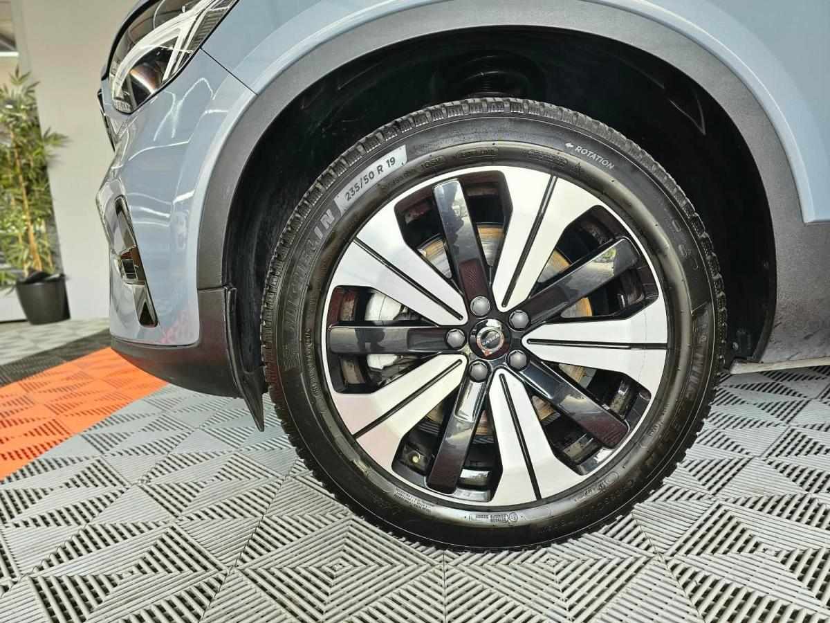 volvo-xc40-2023-hibrido-a-gasolina-1477cc