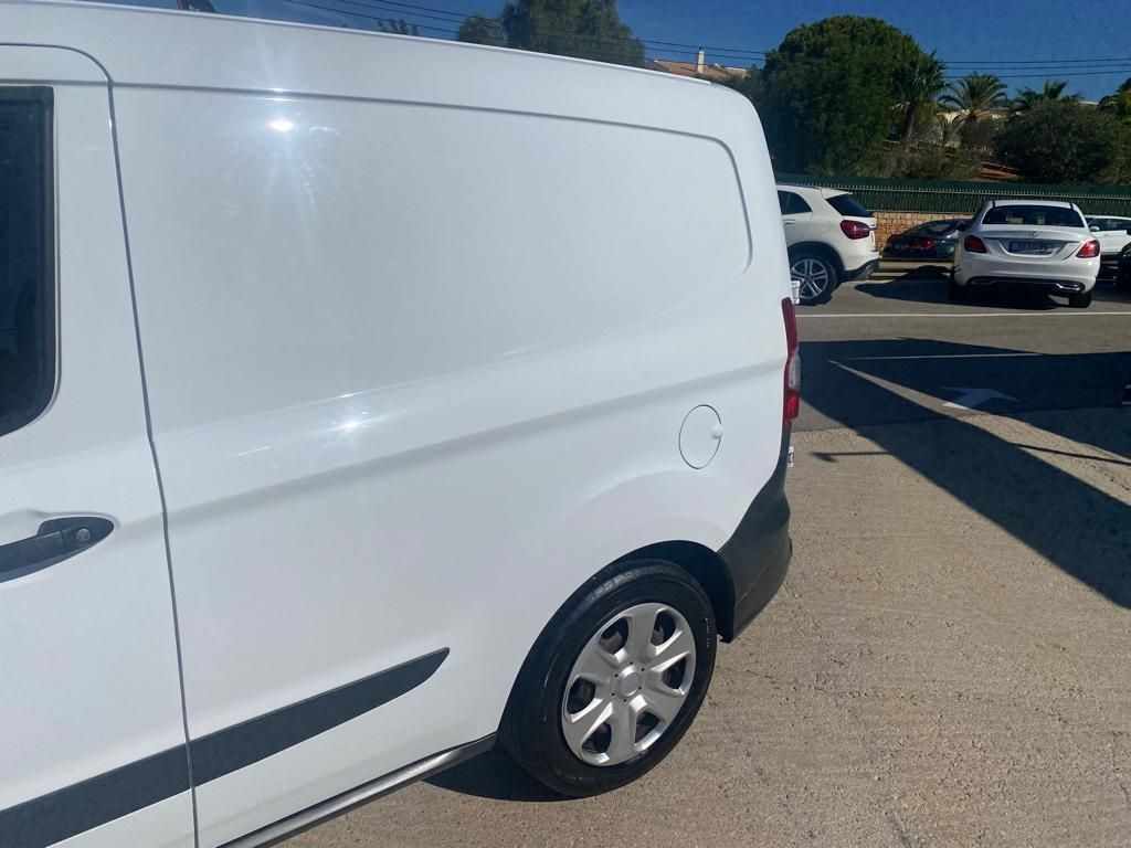 ford-transit-courier-2018-diesel-1461cc