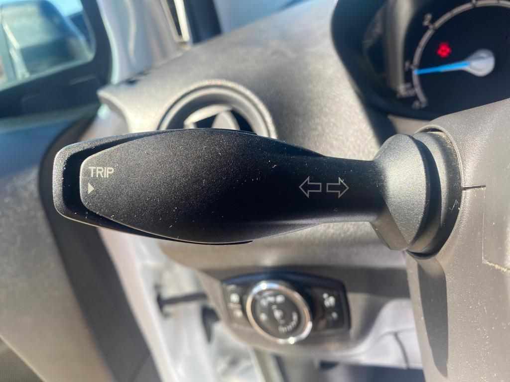 ford-transit-courier-2018-diesel-1461cc