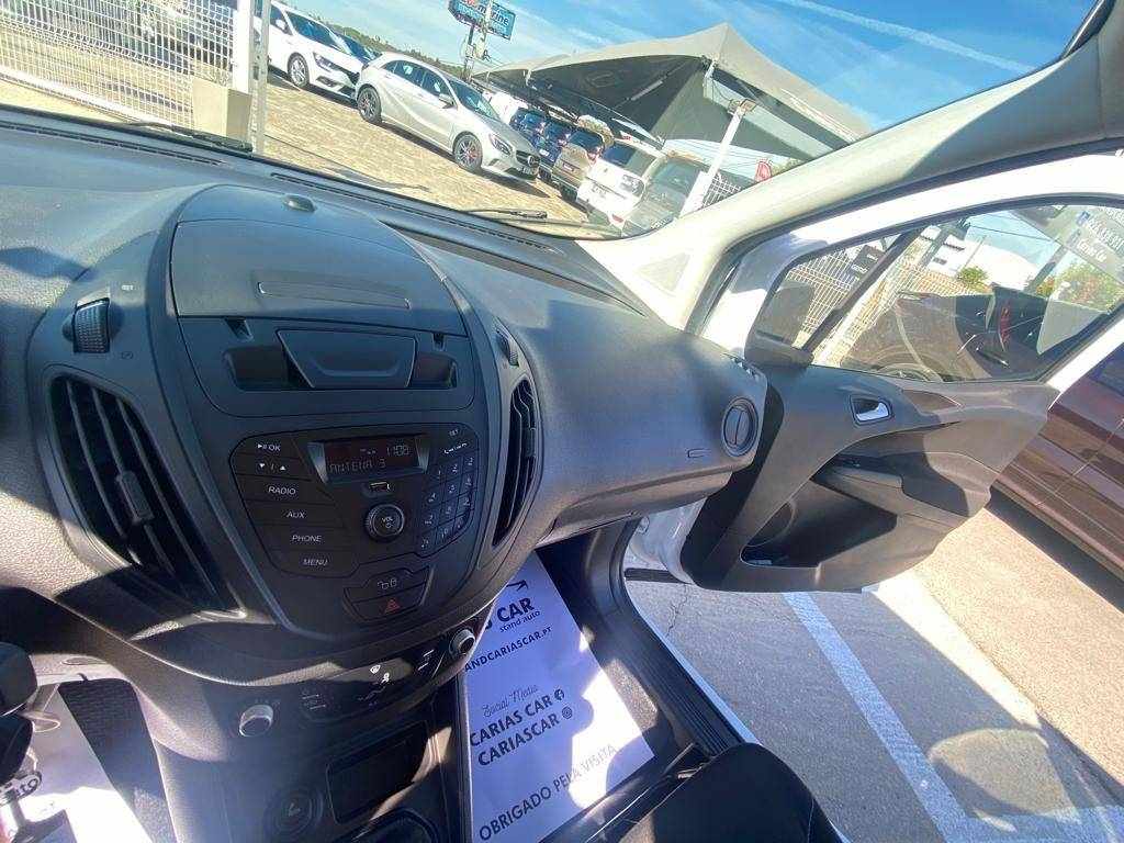 ford-transit-courier-2018-diesel-1461cc