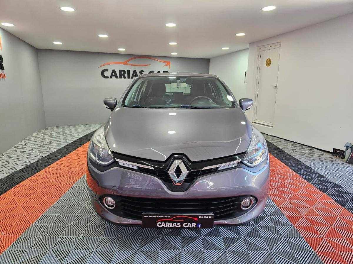 renault-clio-2014-gasolina-898cc