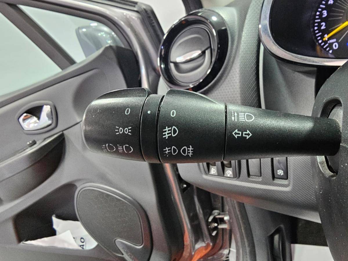 renault-clio-2014-gasolina-898cc
