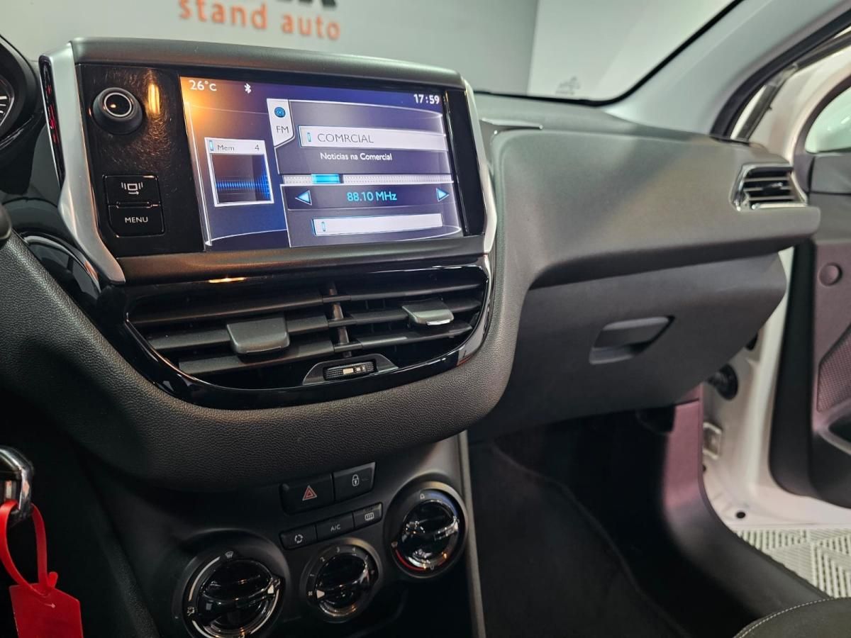 peugeot-208-2012-diesel-1398cc