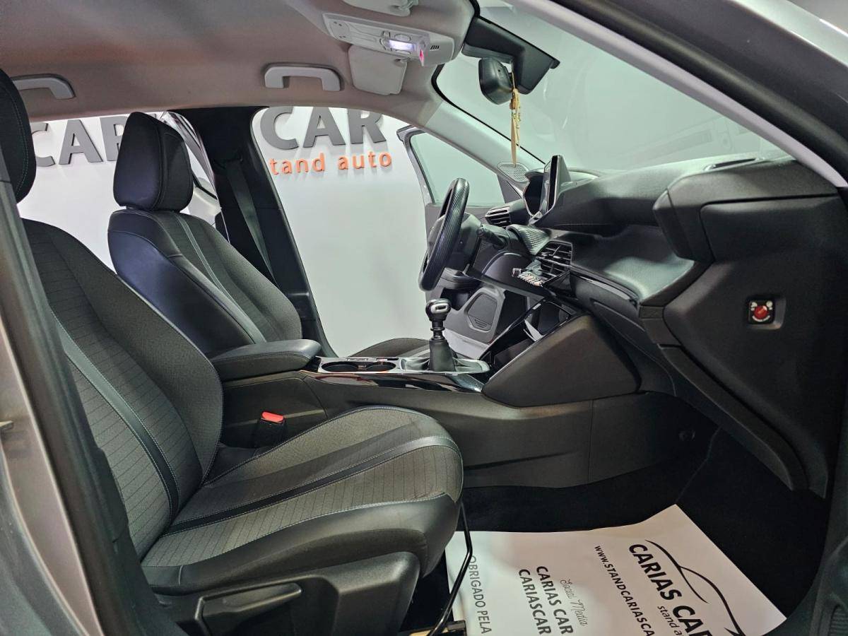 peugeot-2008-2021-gasolina-1199cc