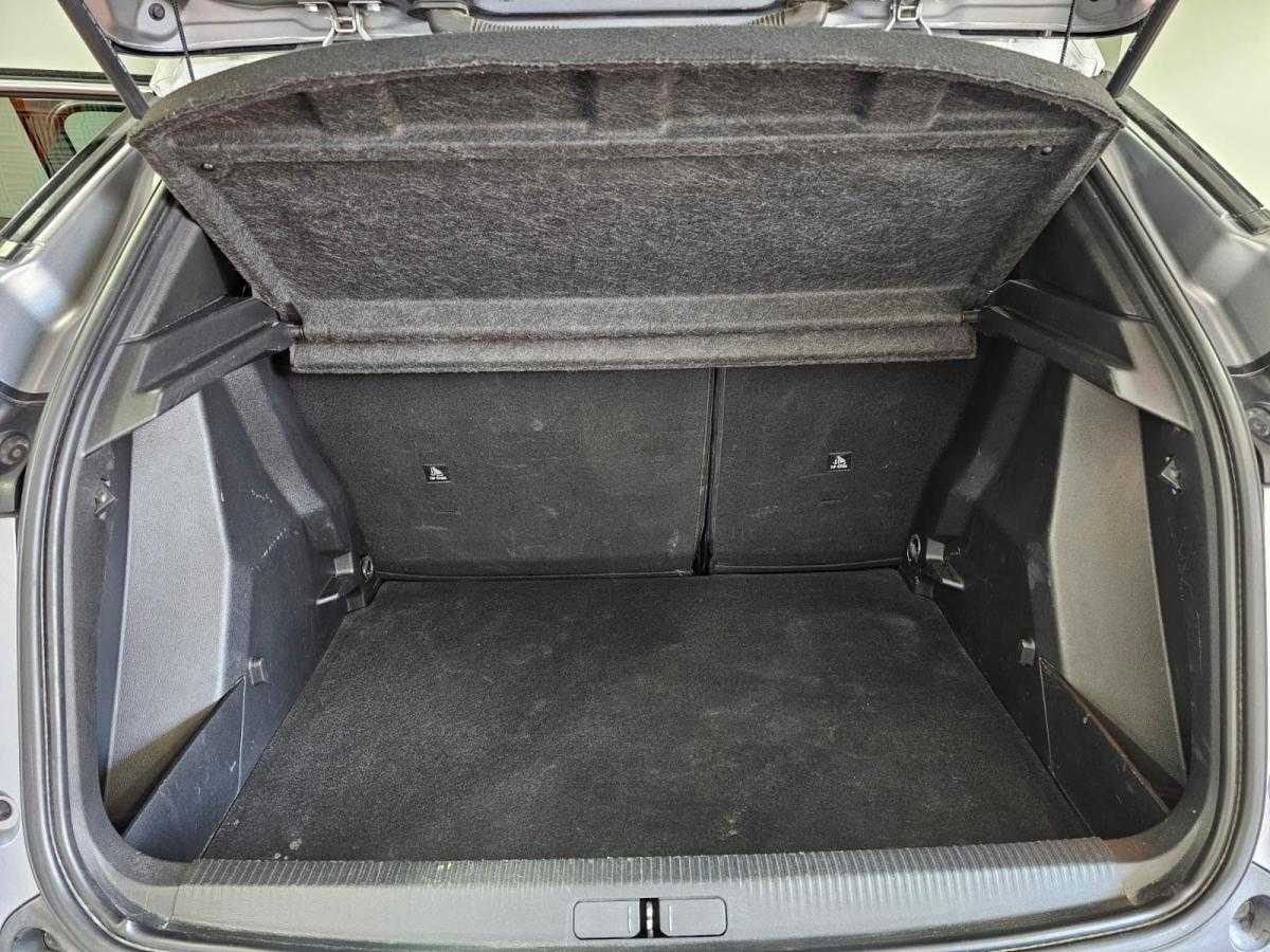 peugeot-2008-2021-gasolina-1199cc