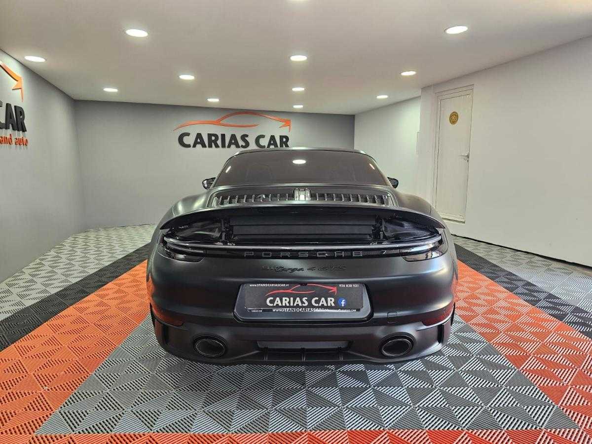 porsche-911-2024-gasolina-992cc