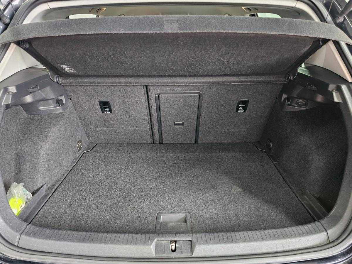 volkswagen-golf-2014-diesel-1598cc