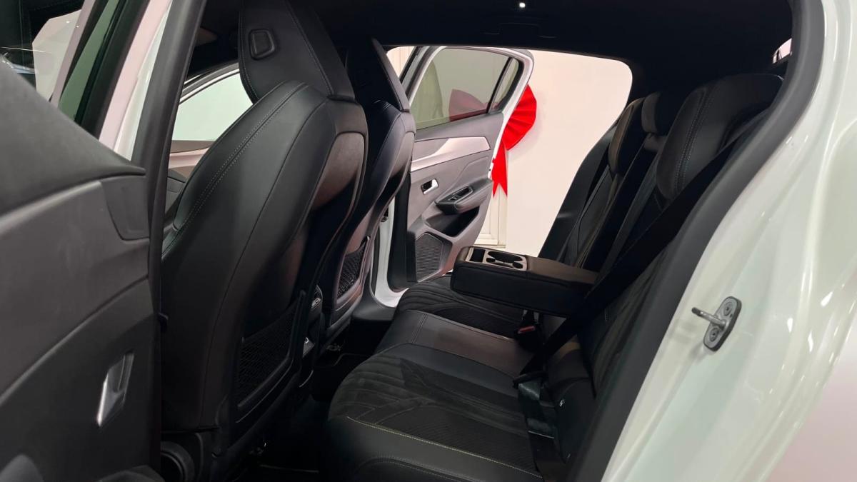 peugeot-308-2022-gasolina-1199cc