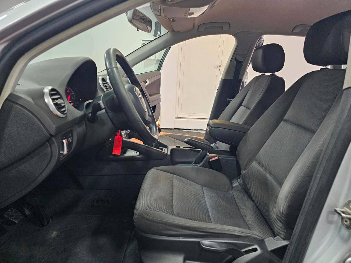 audi-a3-sportback-2010-diesel-1598cc