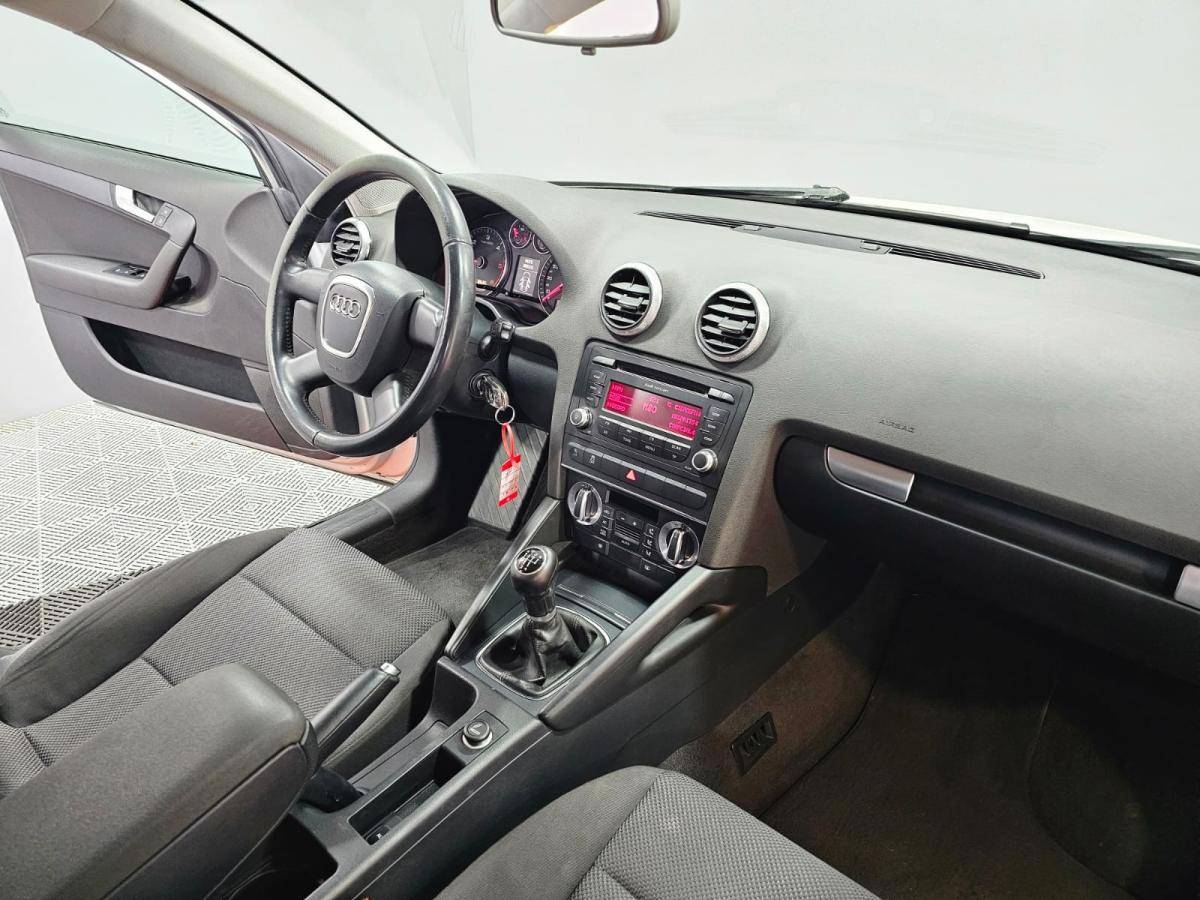 audi-a3-sportback-2010-diesel-1598cc