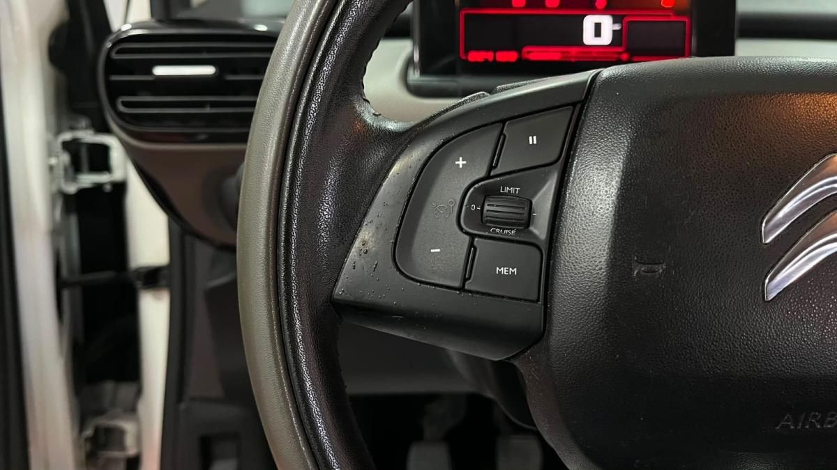 citroen-c4-2017-diesel-1560cc